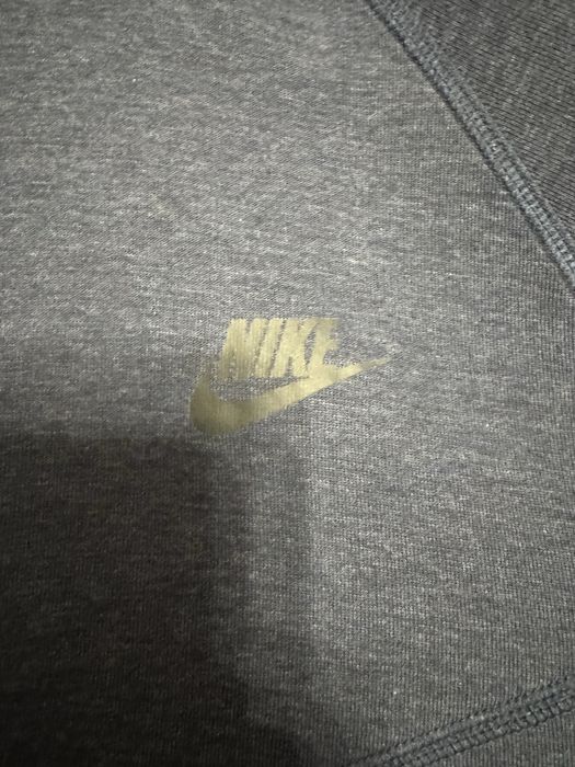 Navy nike tech fleece
