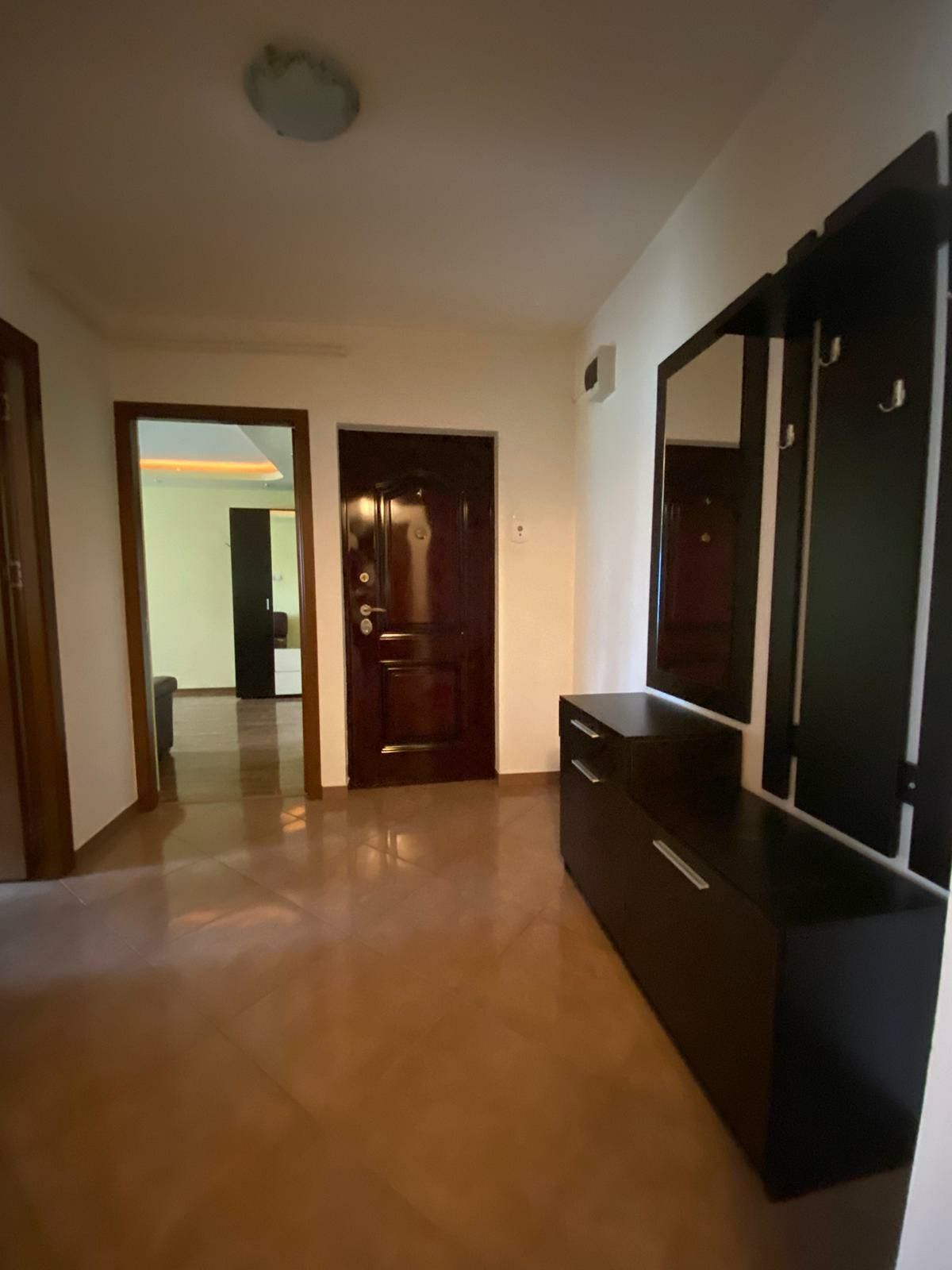 Apartament 2 cam. Decomandat et. 1, Unirii Sud