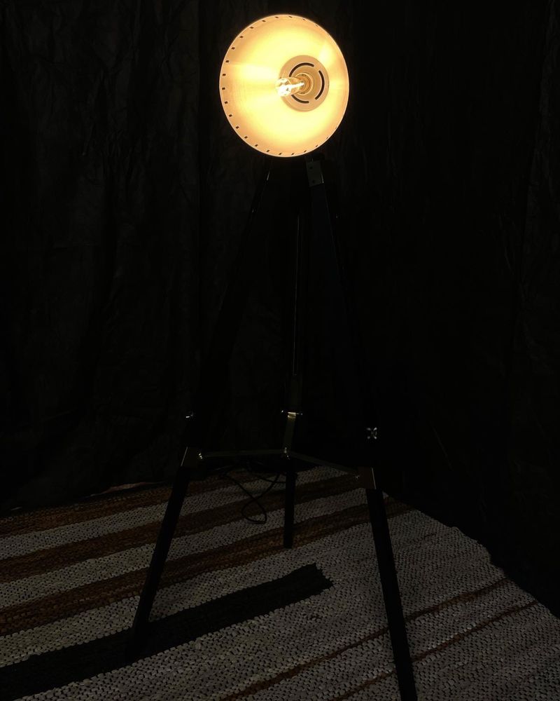 Lampa handmade cu abajur metalic