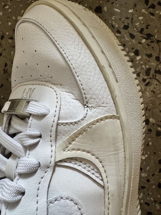 Бели маратонки nike air force