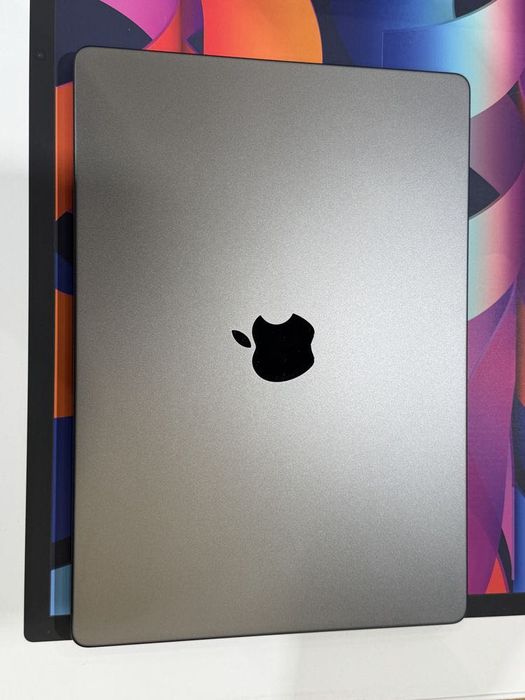 MacBook Pro 14' M3 Pro 18GB 512GB Гаранция Space Black — миниатюра 2
