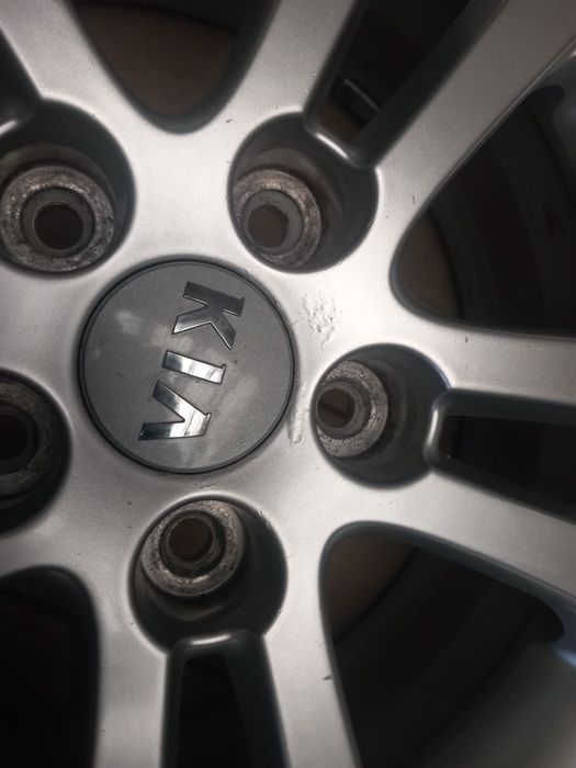 Jante kia r16 x114.3 et 50 cb 67.1 mazda toyota Hyundai kia nissan etc