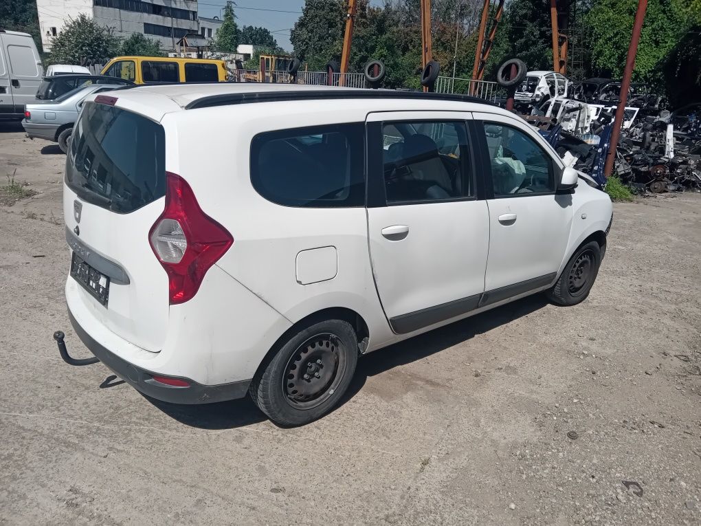 Dacia lodgy 1.6 83к.с КЛИМАТИК НА ЧАСТИ,Навигация
