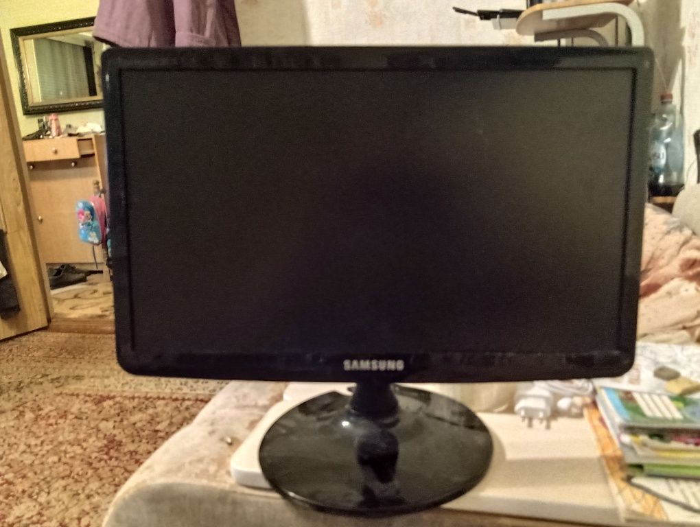 Продам монитор samsung
