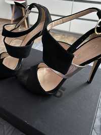 Черни обувки с тънък ток