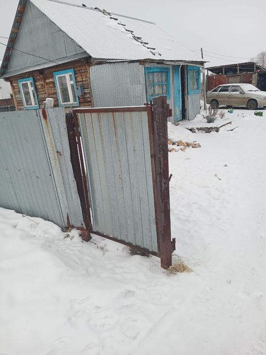 Здраствуите продоется дом в зеренде