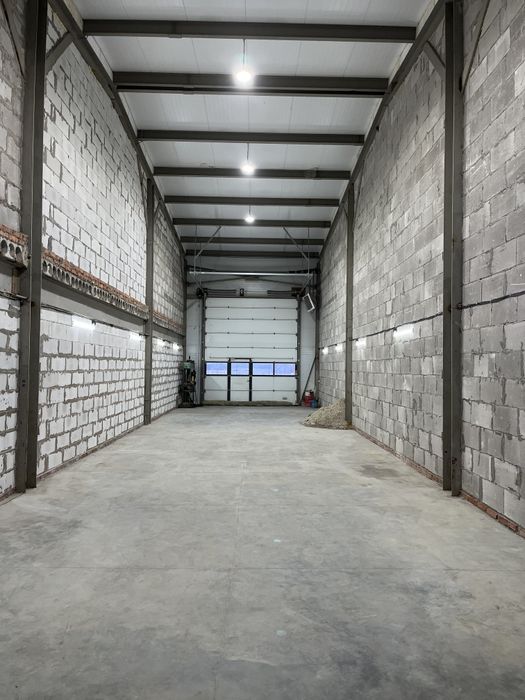 Сдаётся в аренду теплые боксы 2000кв метр