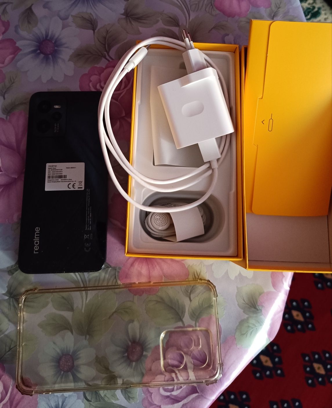 Продавам телефон Realme C 35