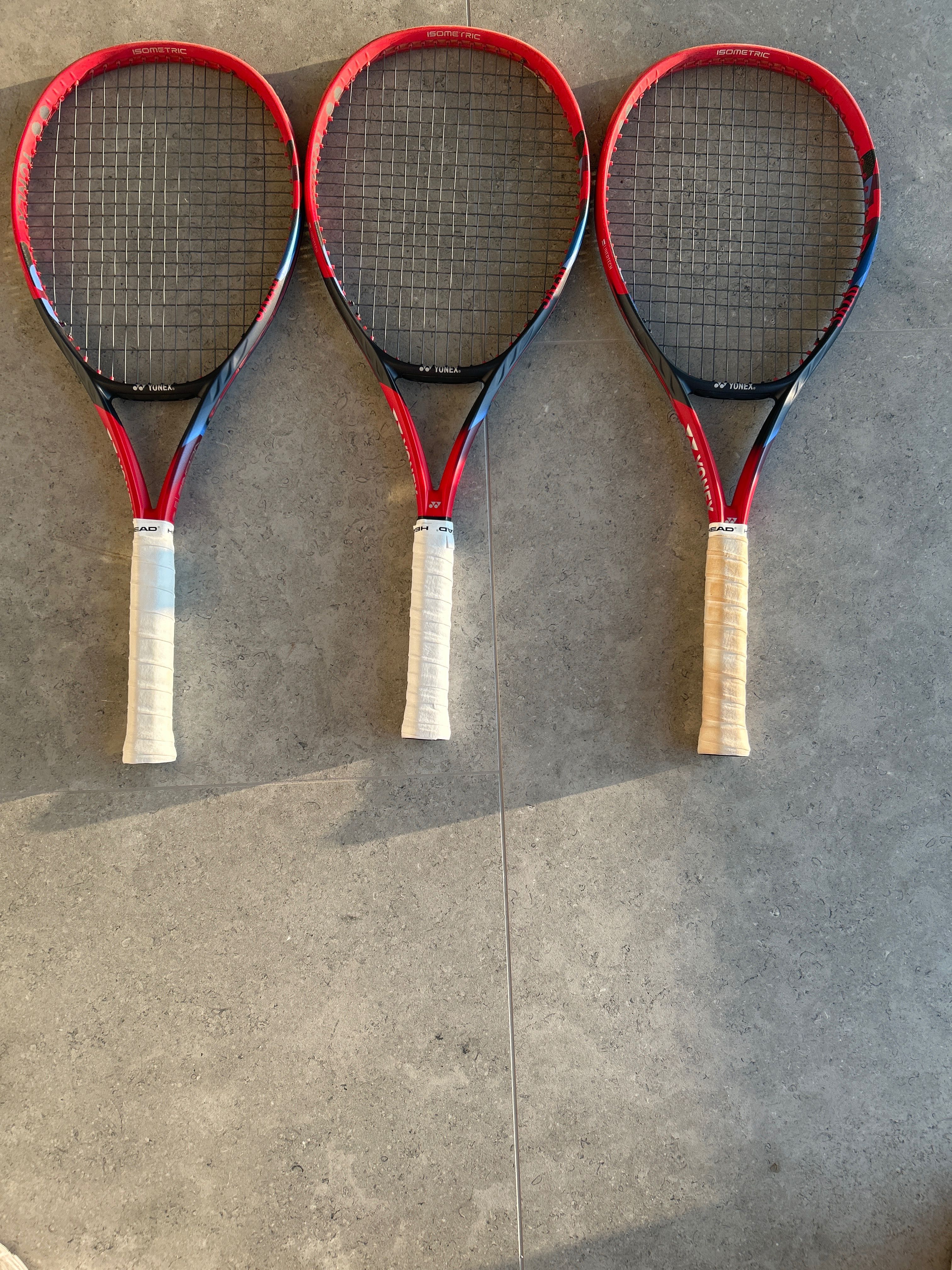 Yonex Vcore 100 ракета 27