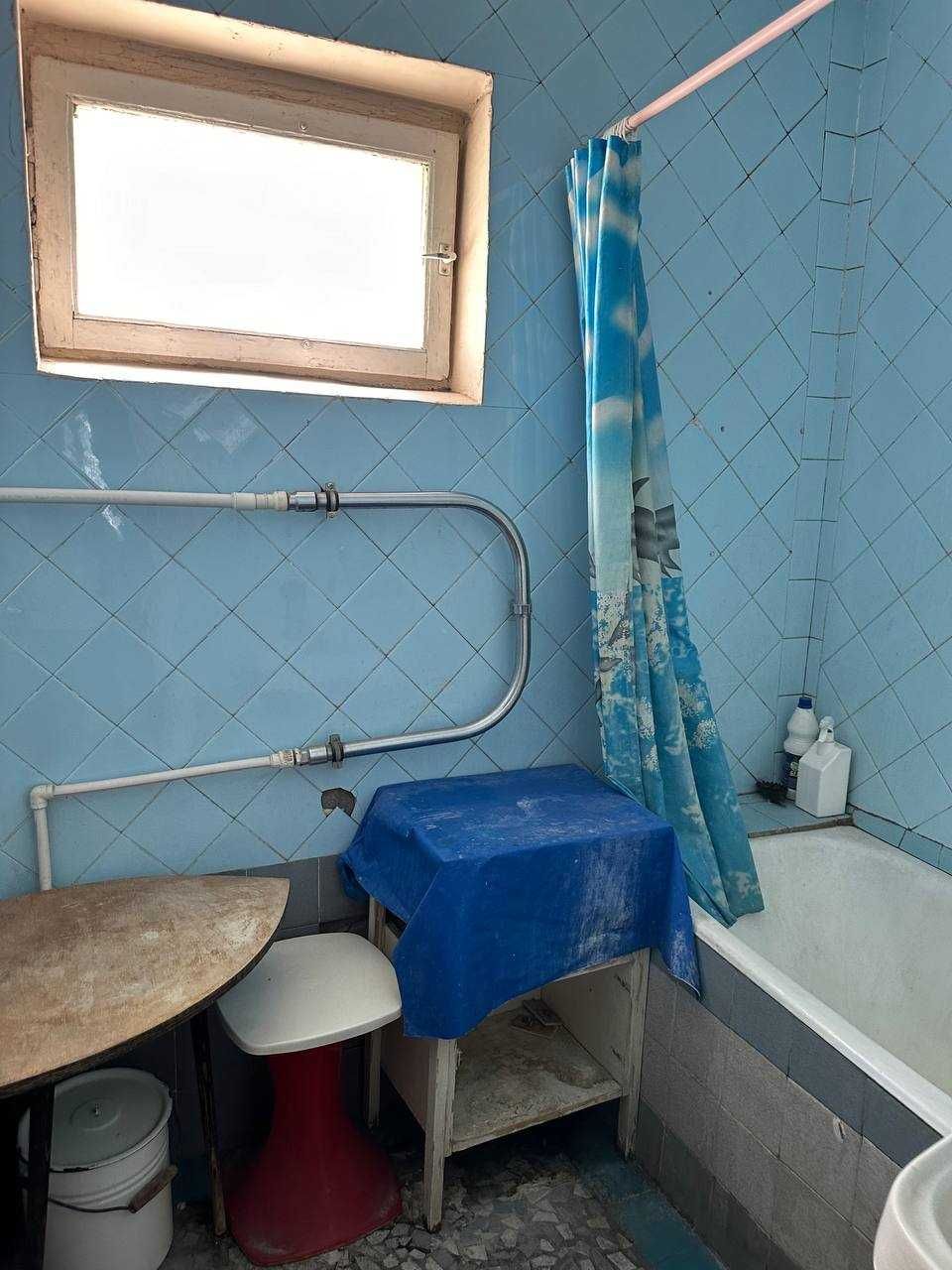 Срочно. Продаётся 3х ком квартира. Без ремонта. Дархан.