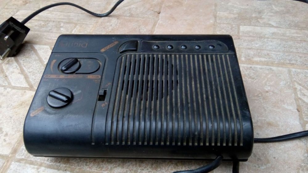 Радио с часовник и будилник