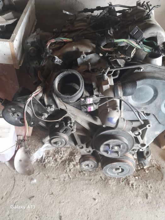 Двигатель,мотор G6CU