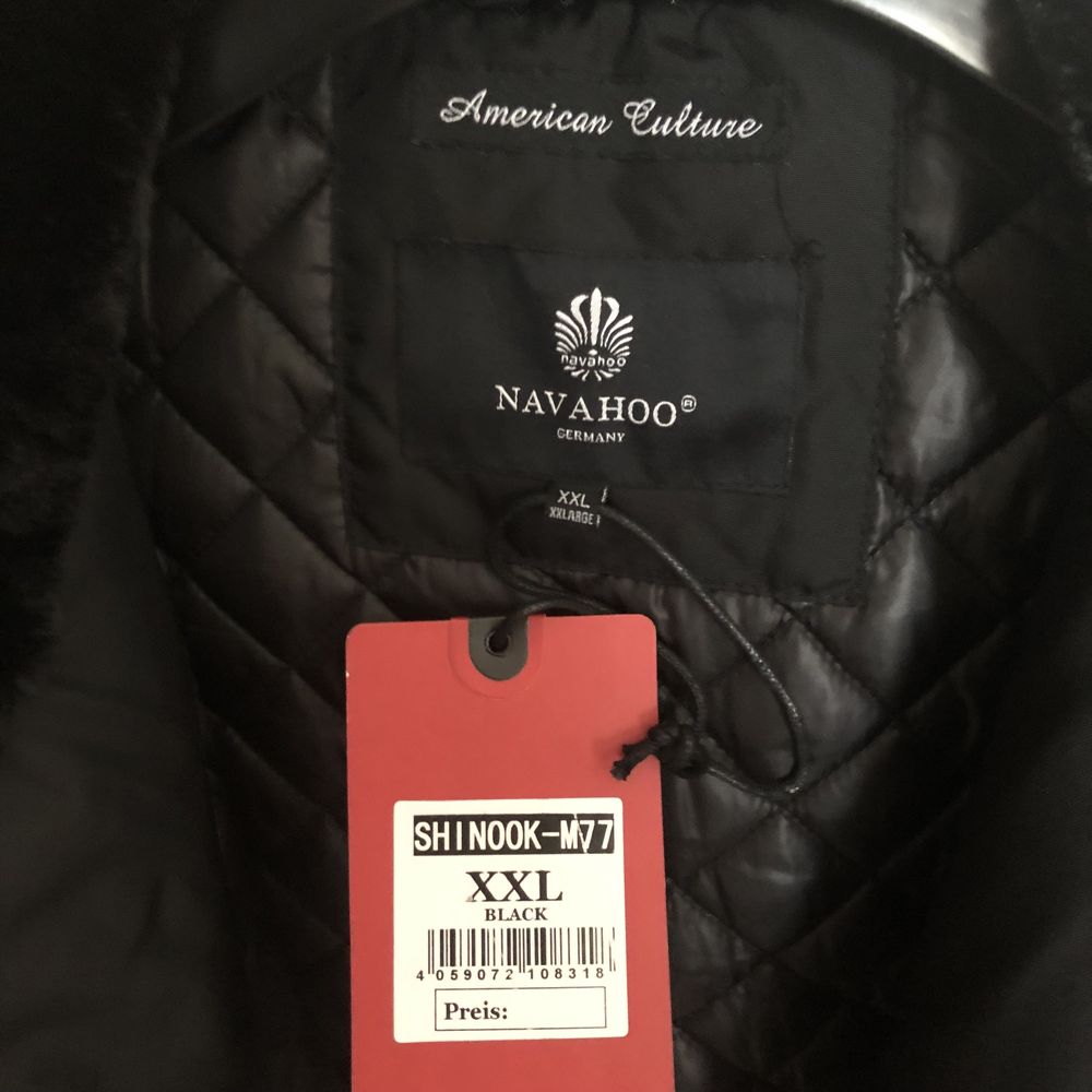 Geaca Navahoo, noua, cu eticheta