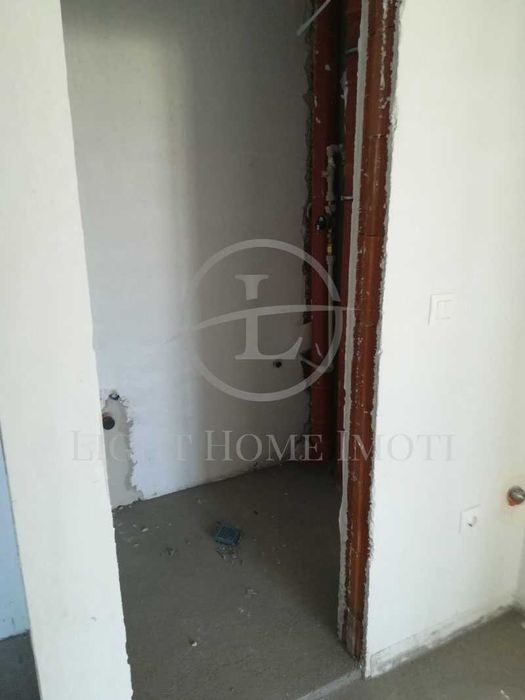 Продава се Тристаен апартамент в Пловдив, Остромила - 93 кв.м за 1527 €/кв.м - Снимка #7