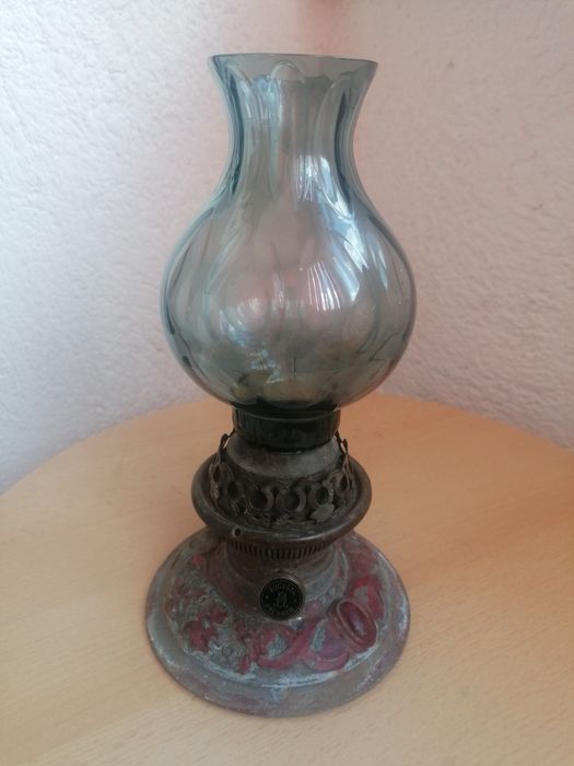 Veioza veche, vintage din plastic.Lampa Augusta Brenner