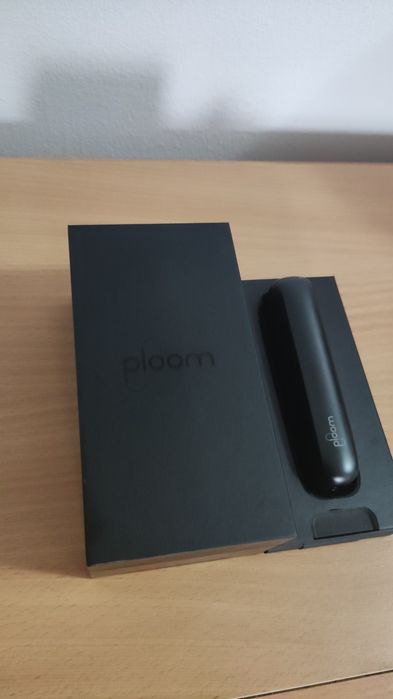 Dispozitiv Ploom AURA Jet Black