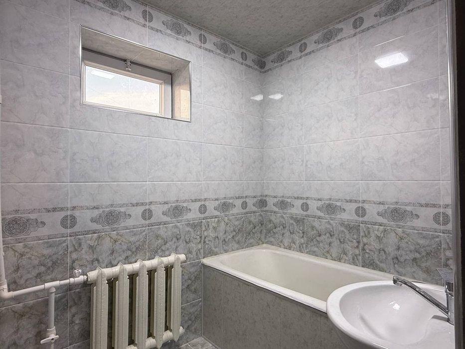 Продаю 3/3/5 Авиасозлар 2, Кадышева, 77 серия