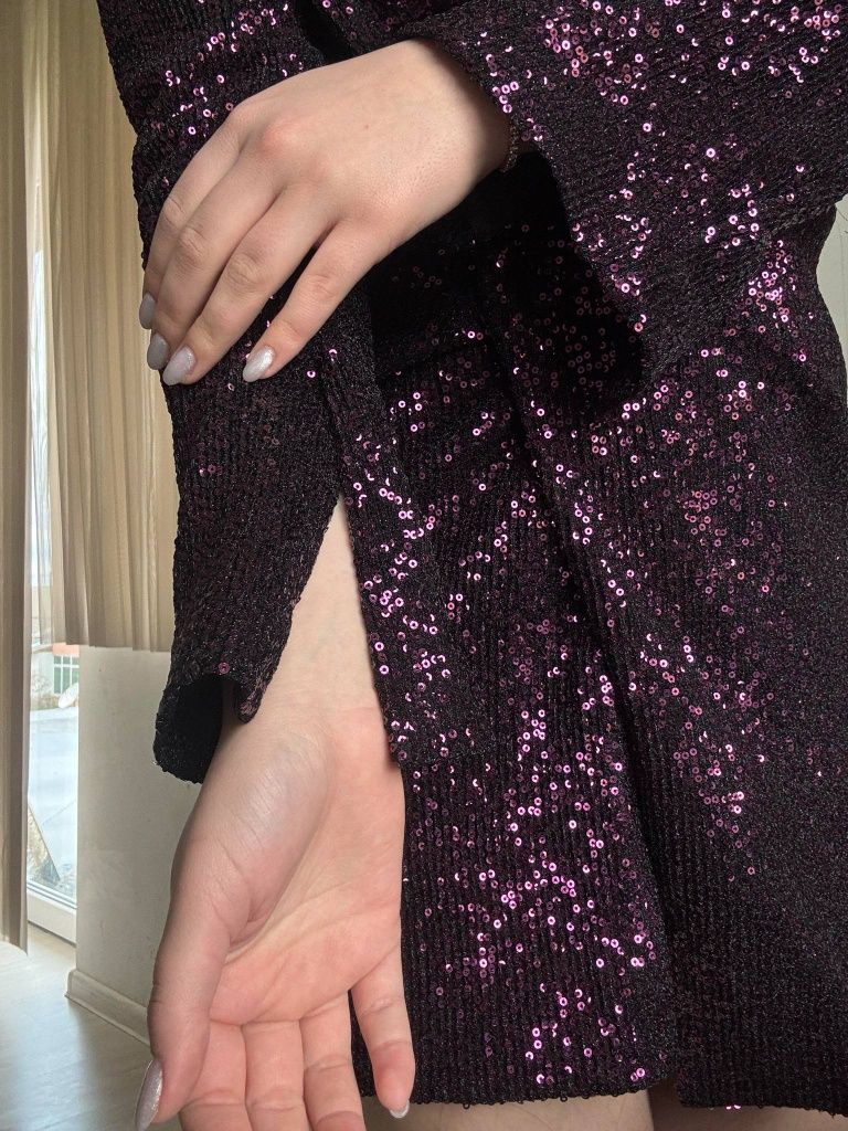 Роклички Zara като нови