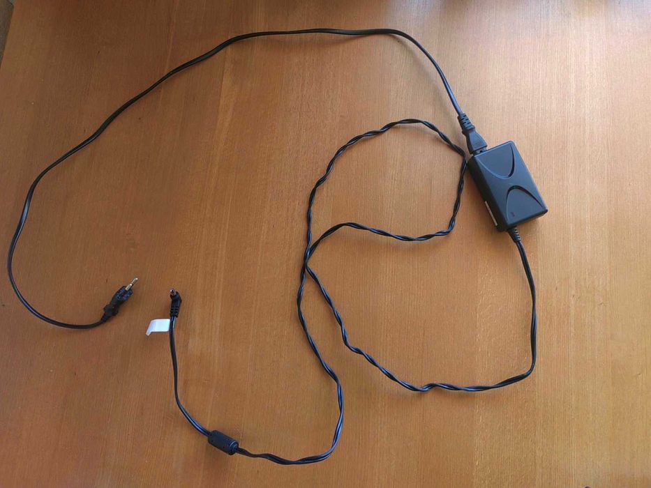 Продавам китарен процесор Boss GX-100 + подаръци