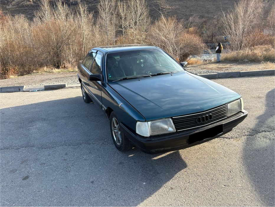 Продается Ауди 100 С3 кузове в отличном состояний