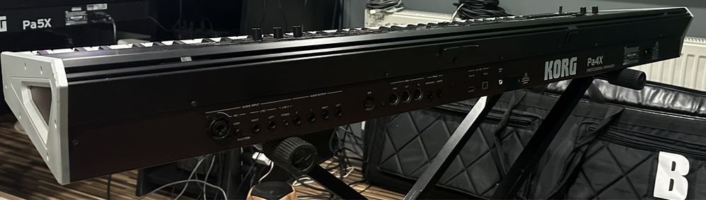 Korg pa4x 76 de clape