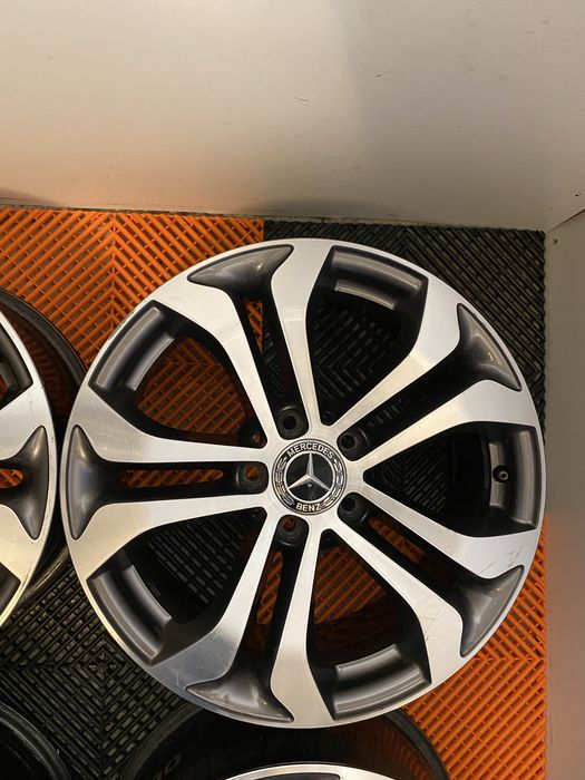 Jante originale Mercedes-benz GLC , GLA , E ,V , C Class pe 17