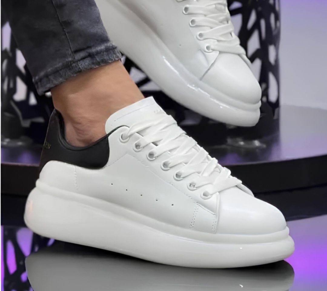 Alexander McQueen бели мъжки маратонки