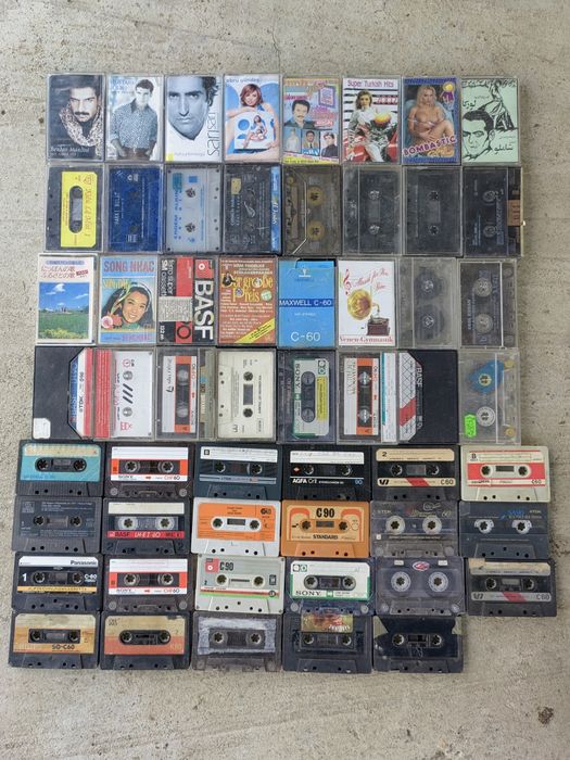 55 броя аудиокасети за касетофон