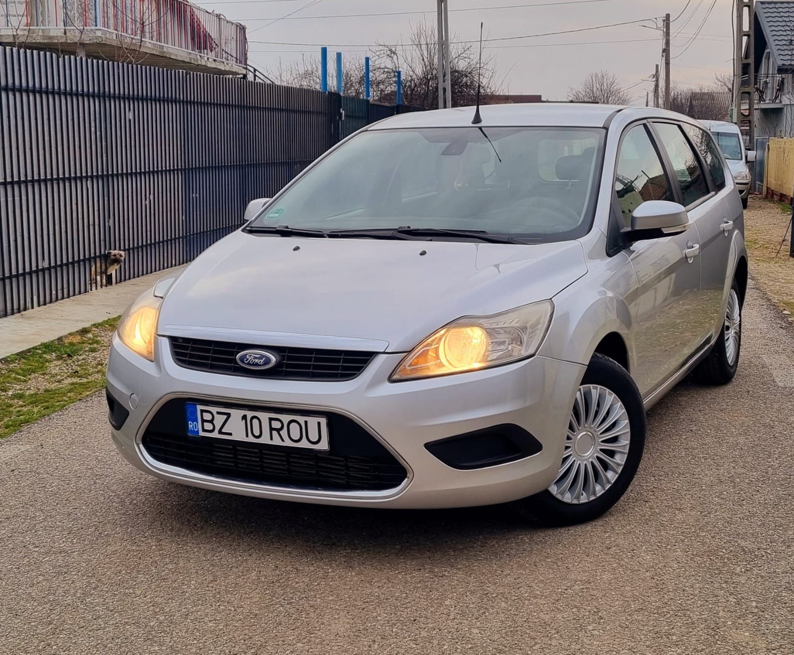 Ford focus 1,6 ..