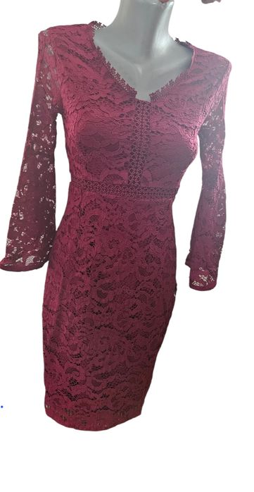 rochie din dantela cu maneci stil clipot, marimea S