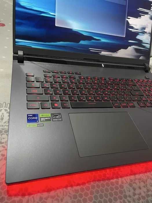 Asus rog strix G18 (2024)