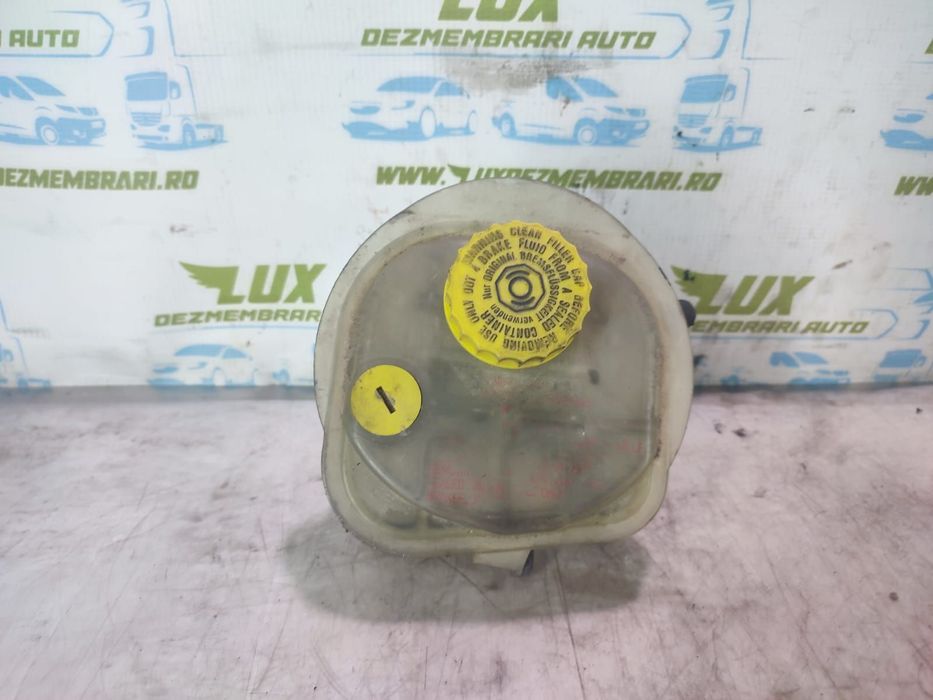 Vas lichid frana 4b0611301e Volkswagen VW Passat B5.5 [facelift] [200