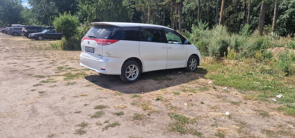 Эстима  полный привод