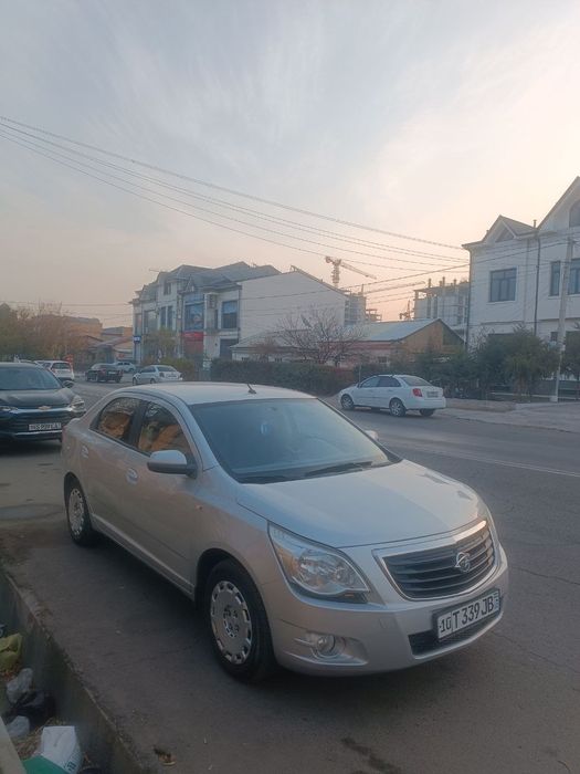 Продаю свой Кобальт равон