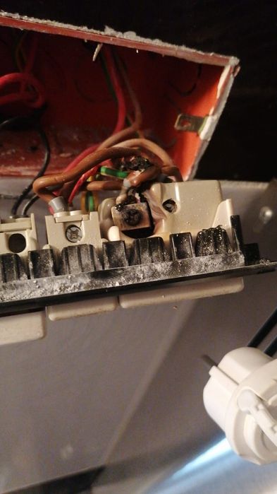 Intervenții în instalațiile fotovoltaice  si electrice