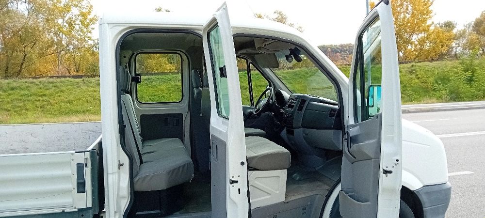 Volkswagen Crafter 2.5Diesel 7locuri/// adus recent