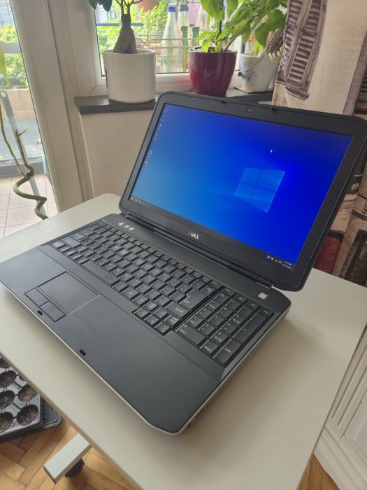 Laptop Dell Latitude i5