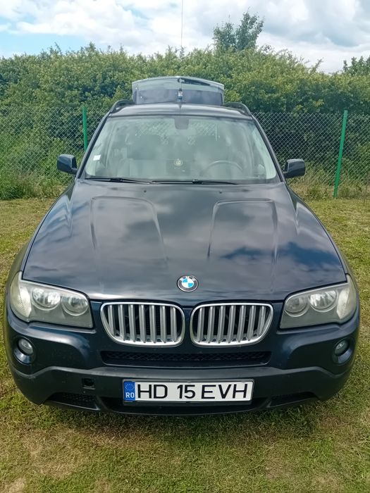 BMW.   X 3. De 150 cp. Cu distribuția în față,  înmatriculat RO.