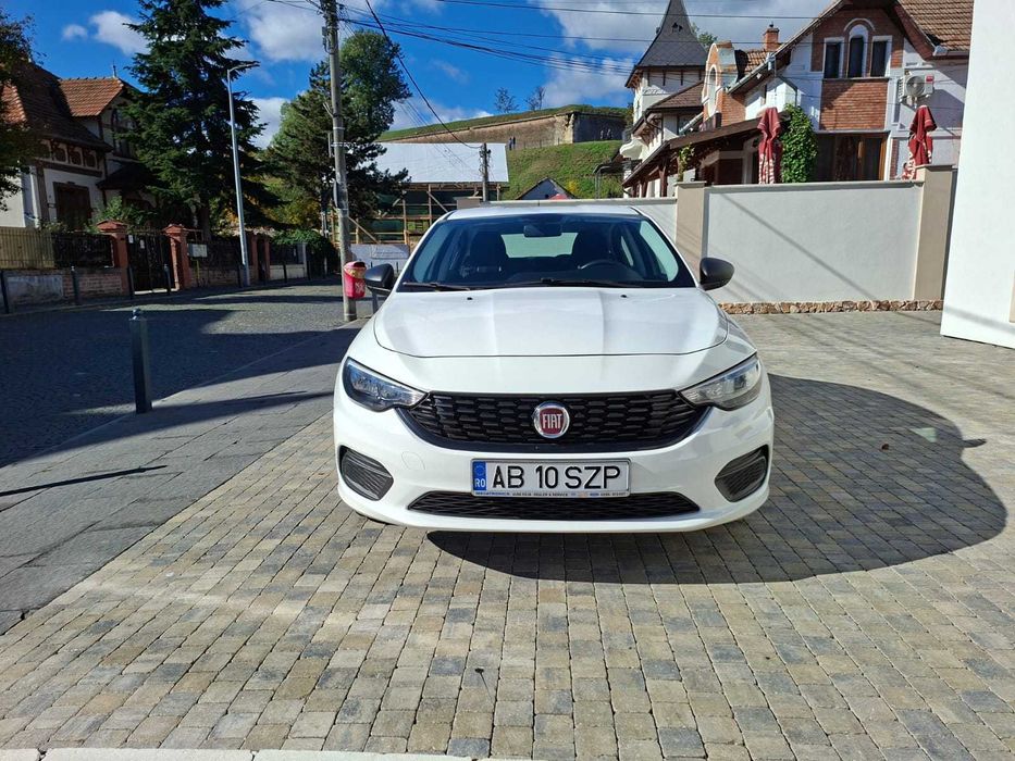 FIAT  TIPO  ca  NOU  cu doar 115 km rulati