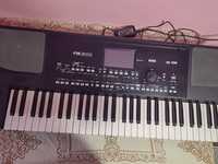 Korg pa 300  de vanzare