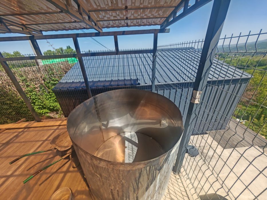 Нержавеющая емкость 120 высота, 158 диаметр