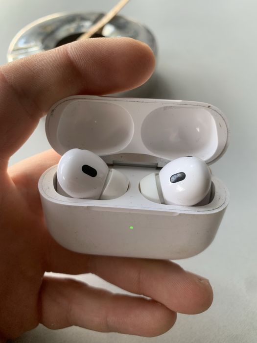 AirPods Pro неизползвани