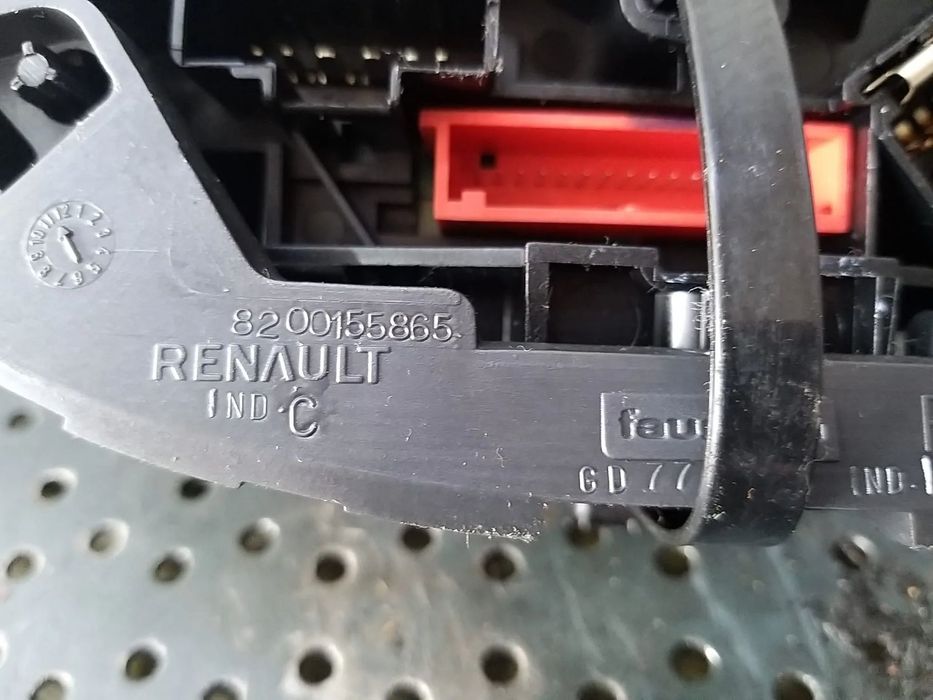 Bloc manete semnalizare stergator parbriz comenzi radio spirala volan renault megane 2 8200155865