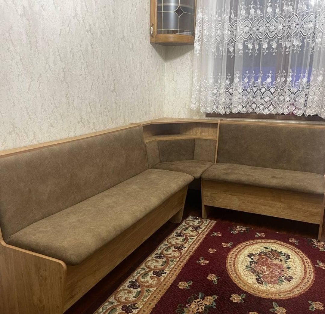 Соберем любой кухонный уголок по размеру заказчика.