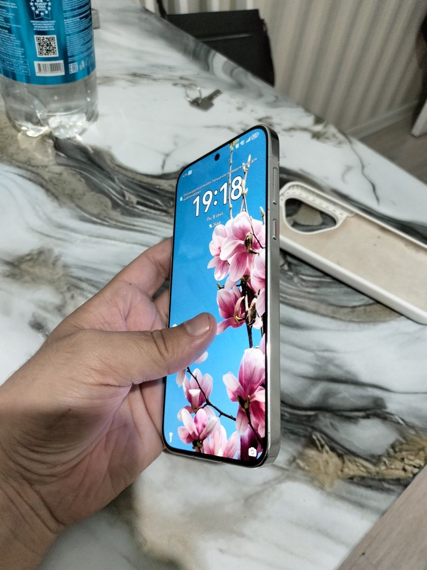 Продается  Huawei Pura 70 256gbbb