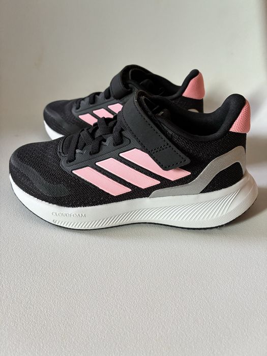 Маратонки Adidas