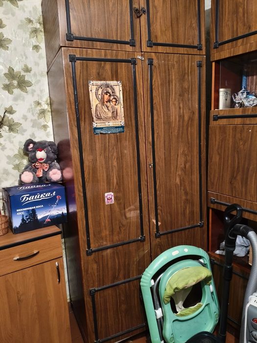 Шкаф стенка полностью