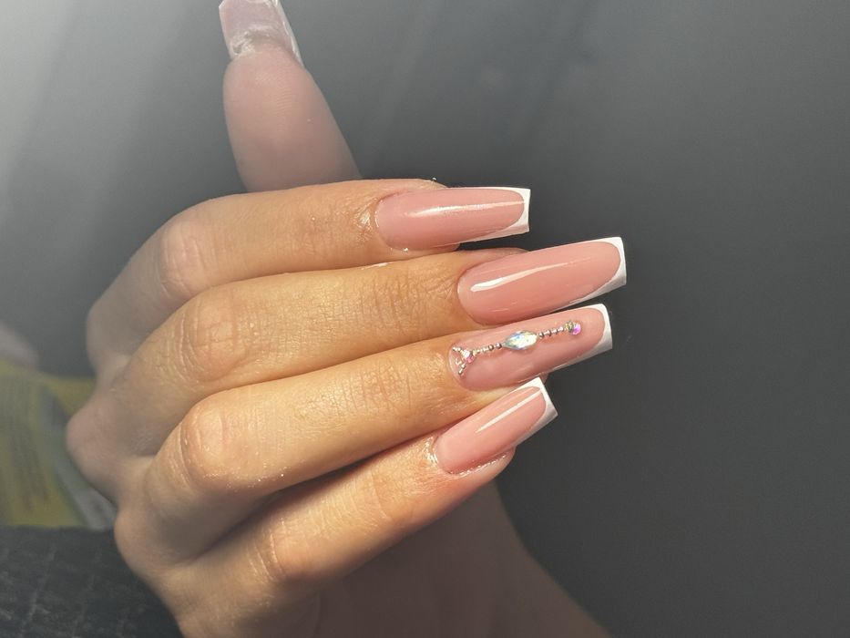 Unghii cu gel si oja semipermanenta