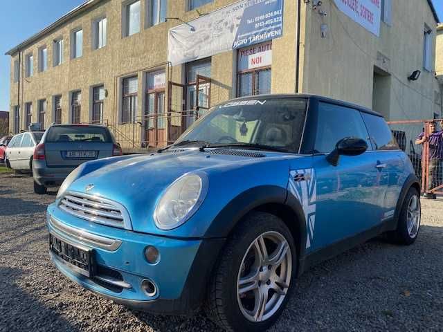 Dezmembram Mini Cooper R50-RC32 2004 Hatchback 1.6 85kw