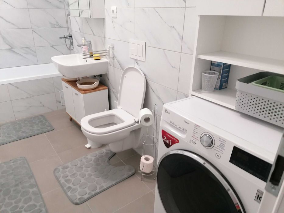 Închiriez apartament 2 camere cartier Maurer